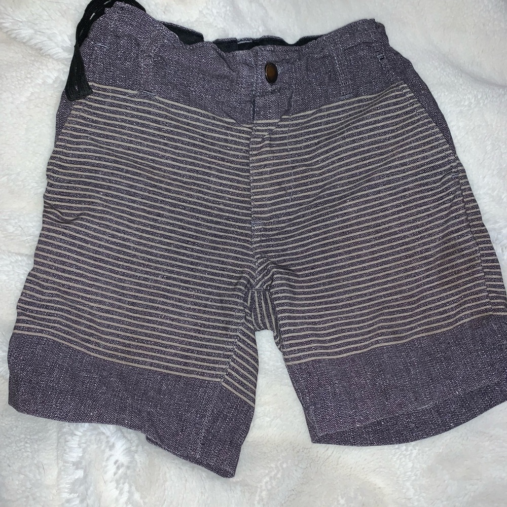 Boys Volcom size 4 shorts